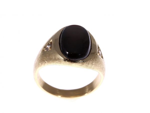 VINTAGE c1950 BLACK STAR SAPPHIRE RING ON 14ct YELLOW GOLD - Rock & Vestige